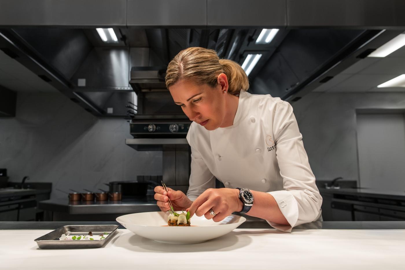 Clare Smyth: La chef que ha conquistado el mundo de la gastronomía - Cover Image